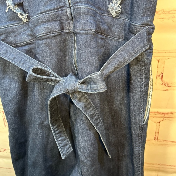 Rachel Roy denim jumpsuit medium size 8 blue stretch ruffle flare - Picture 9 of 10